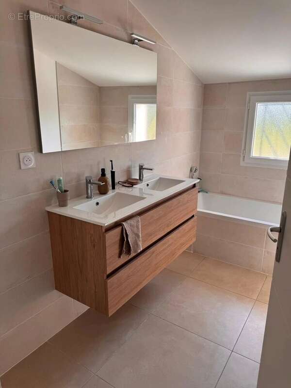 Maison à SAINT-SULPICE