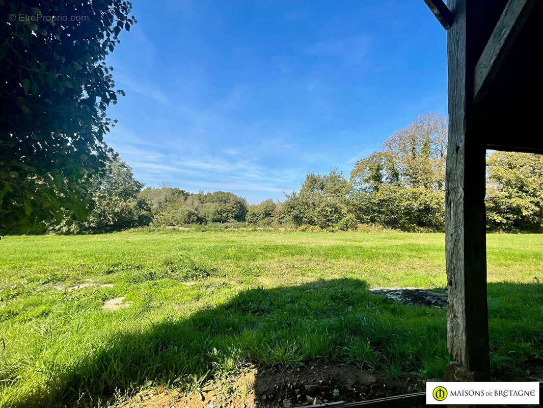 Maison à LE TREVOUX