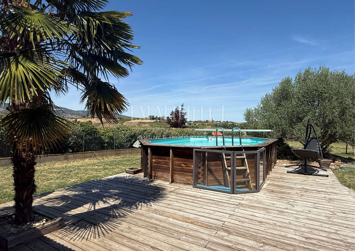 Villa familiale de plain-pied et sa jolie vue sur les collines - photo 26