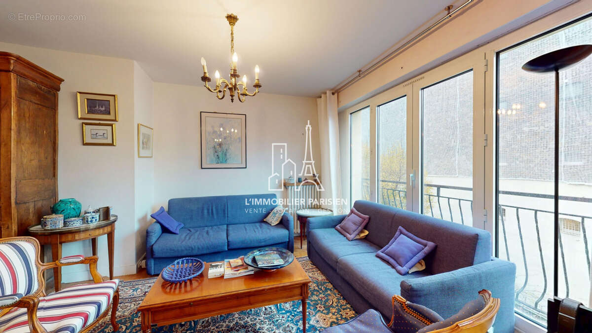 Appartement à PARIS-17E