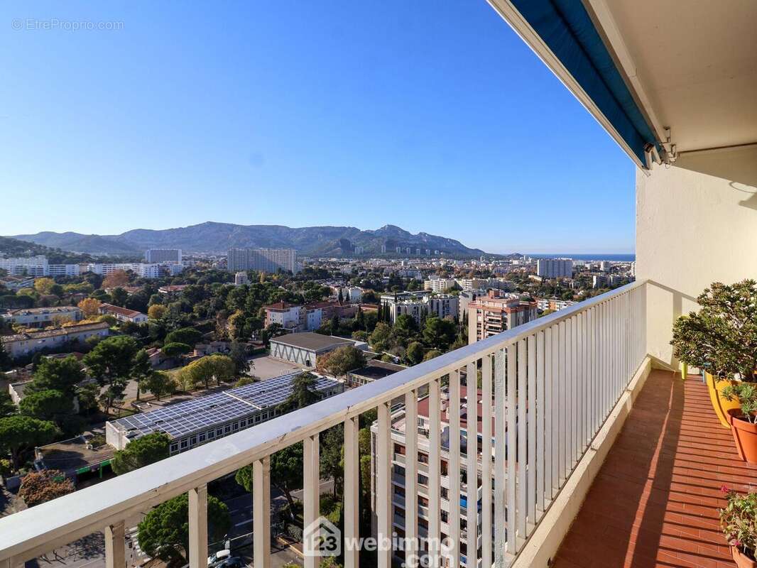 Appartement à MARSEILLE-9E