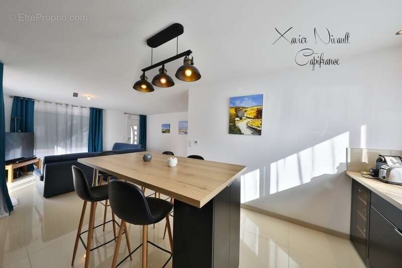 Maison à CHARNAY-LES-MACON