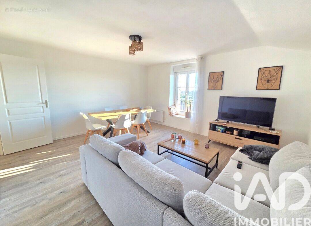 Photo 1 - Appartement à LA CHAPELLE-SAINT-LUC