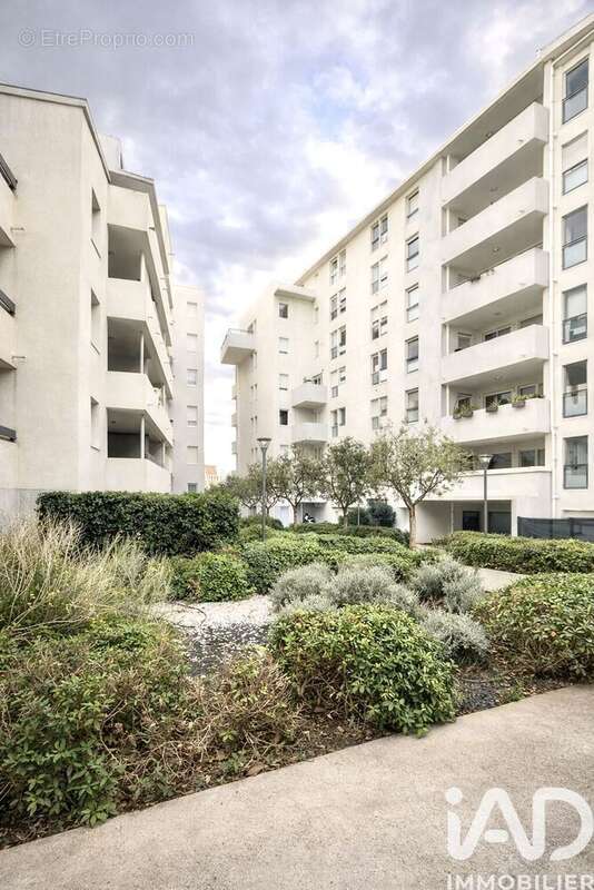 Appartement 38 m² à Marseille-15e  - photo 7