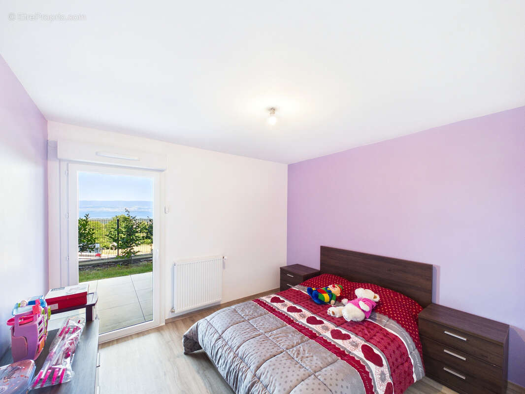 Appartement récent avec terrasse et jardin à Marin - photo 7
