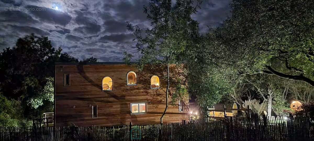 Maison à COULOMMIERS