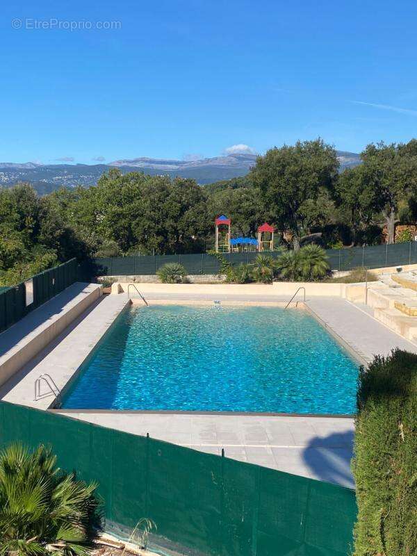 Appartement à LE CANNET