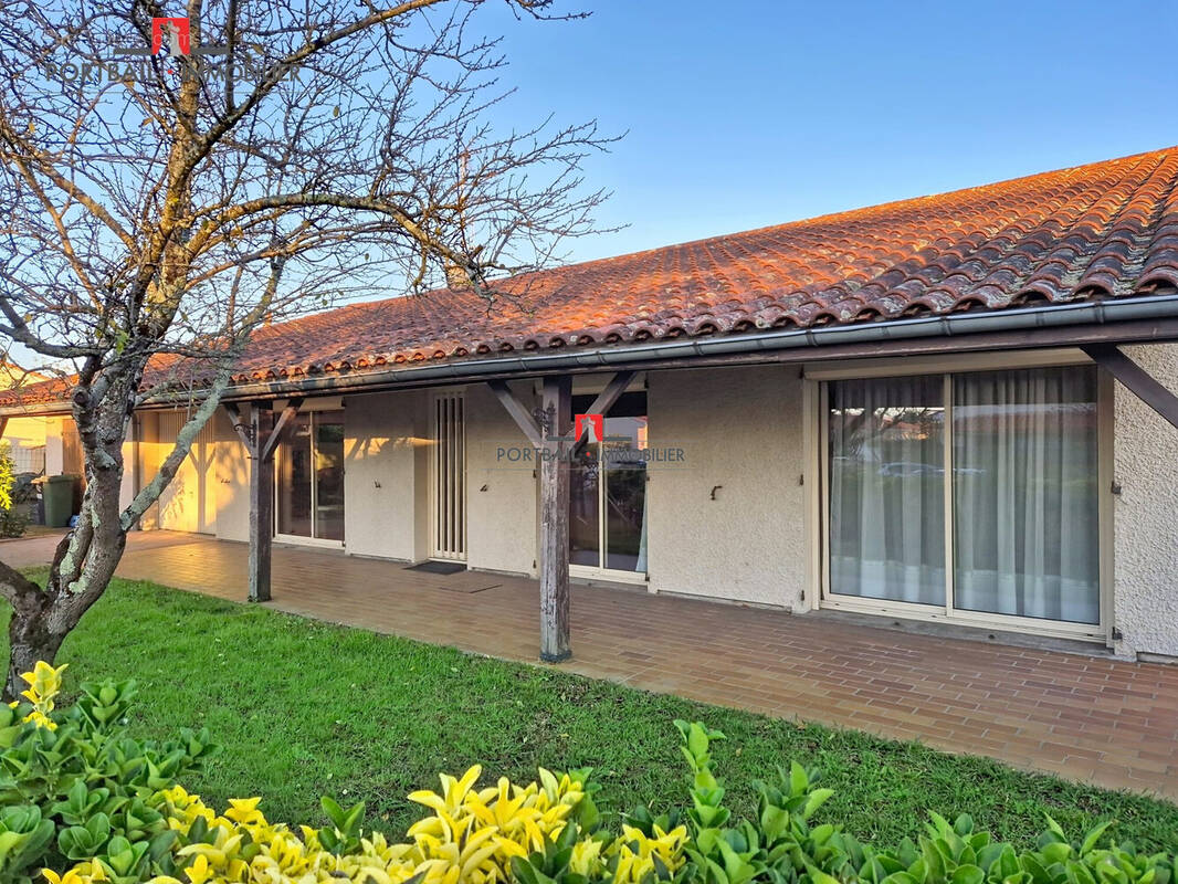 Maison à CARBON-BLANC