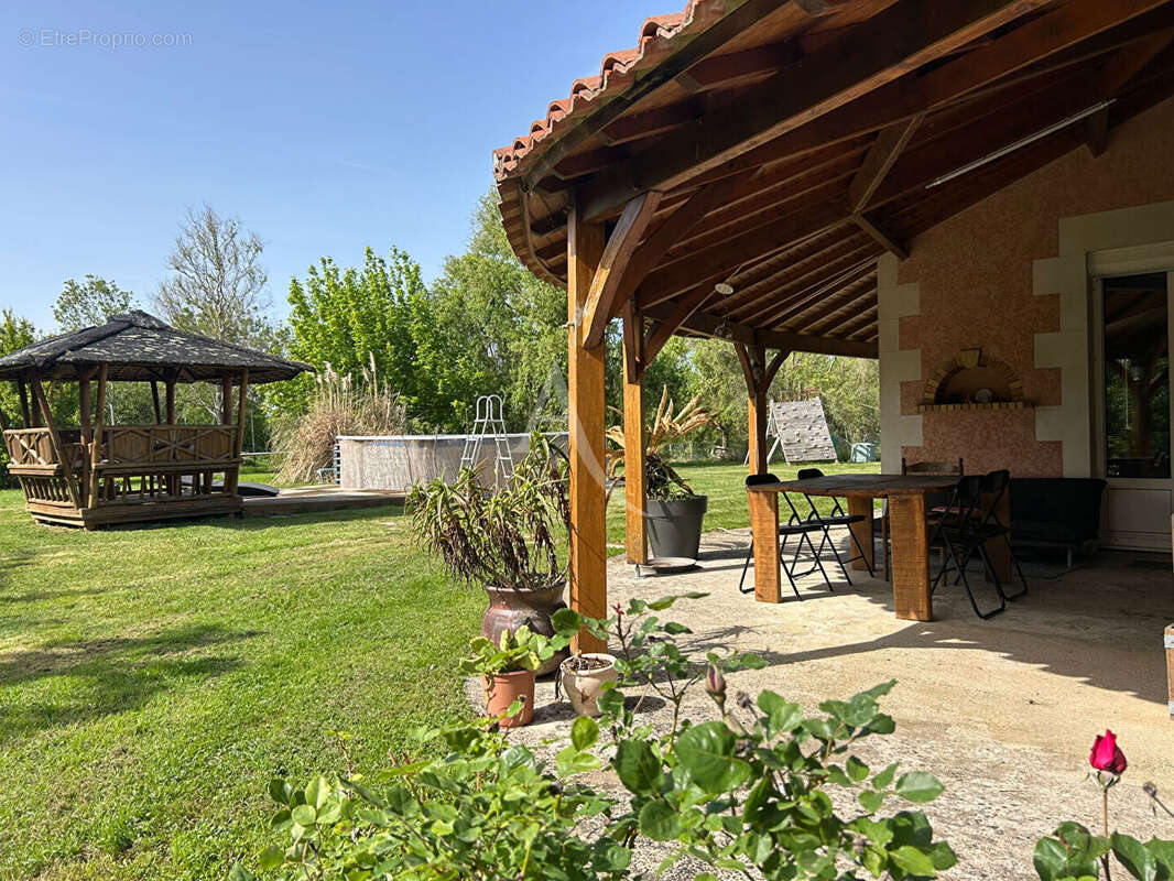 Maison à LE LANGON
