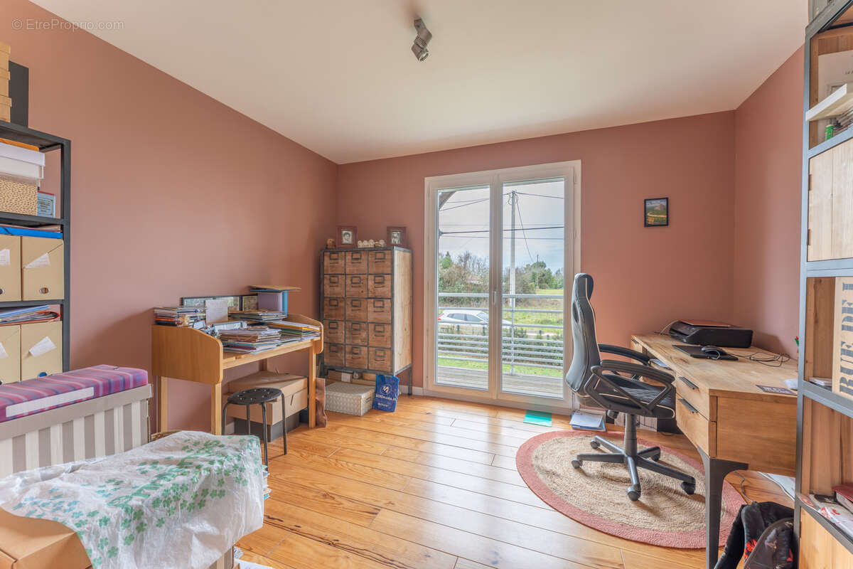 Maison à CARIGNAN-DE-BORDEAUX