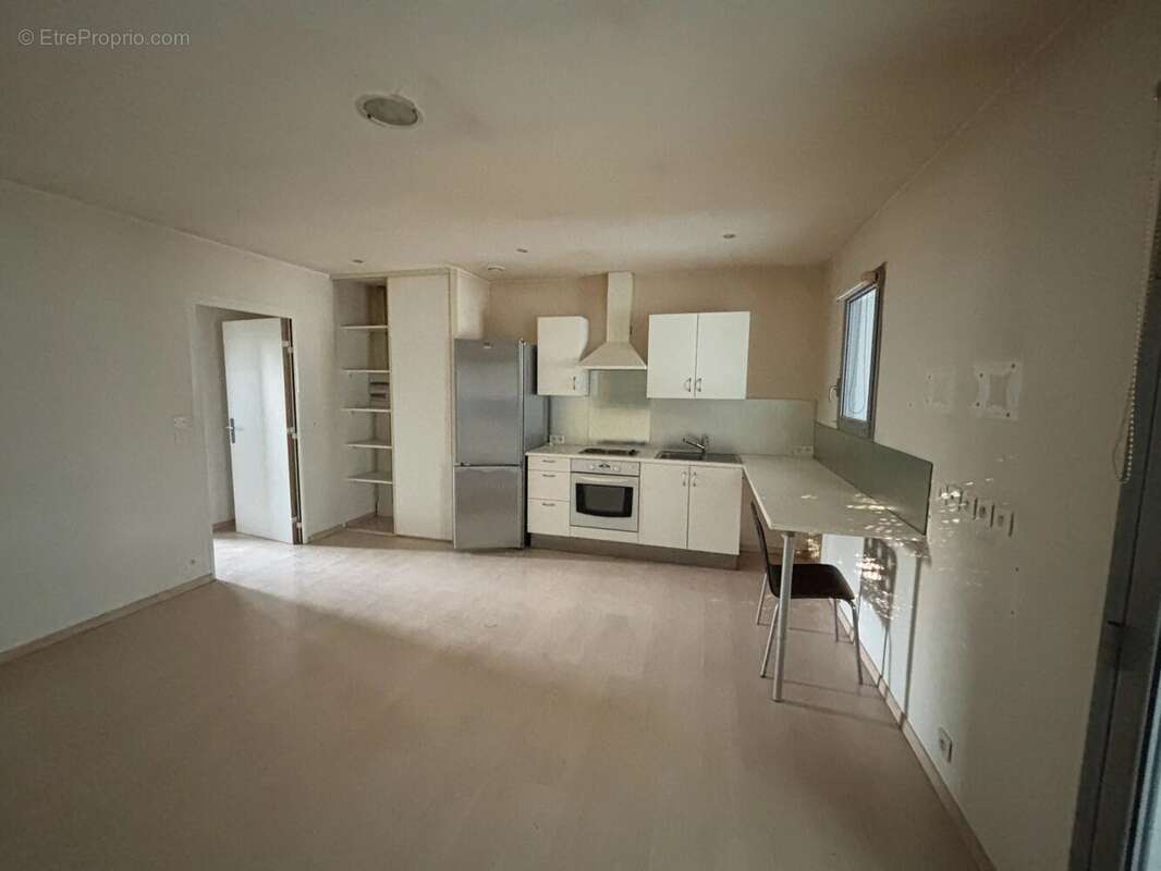 Maison à FIGANIERES