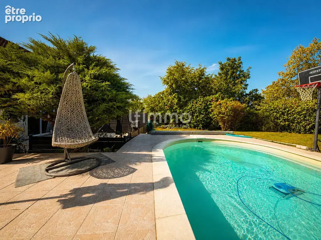 Ne vous fiez pas à la façade, l’intérieur risque de vous surpren - photo 25
