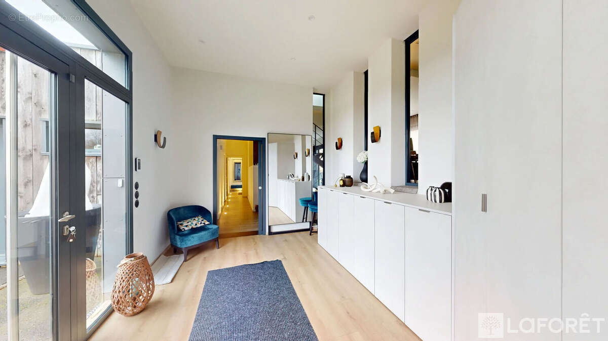 A vendre, Maison contemporaine, 3 suites parentales, jardin, garage, pergola, jacuzzi; Montagne de Reims - photo 6