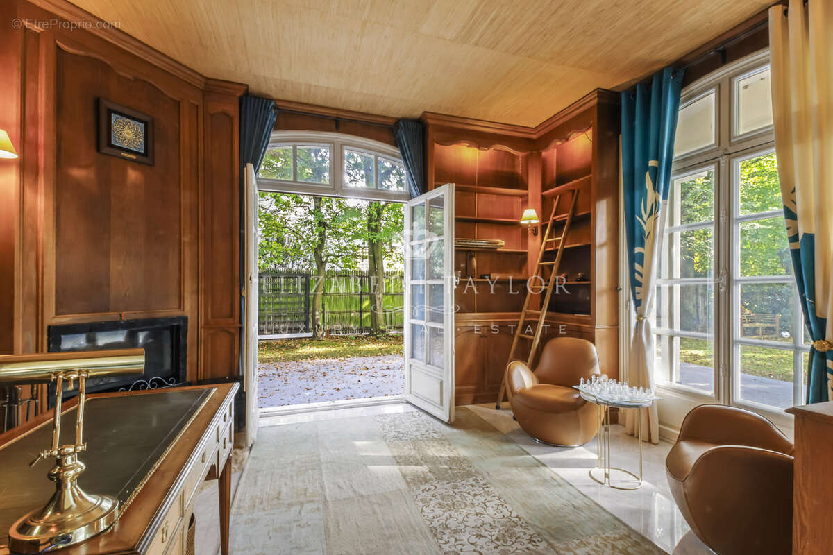 Maison à LE VESINET