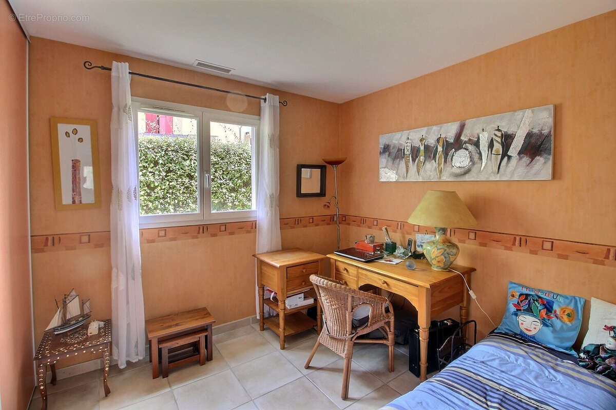 Maison à SAINT-MARTIN-DE-LONDRES