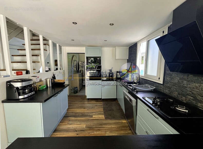 Maison à SAINTE-ROSE