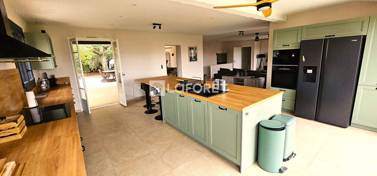 Maison Laroque Des Albères 9 pièces 230 m2 - photo 4