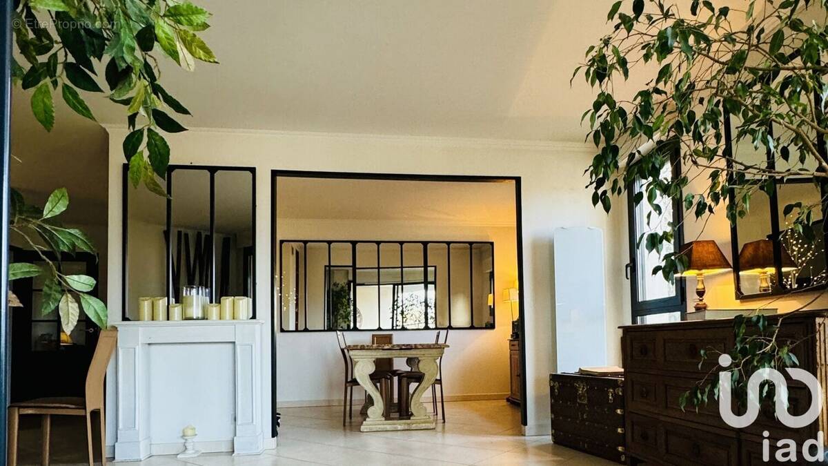 Photo 1 - Appartement à SAINT-CLOUD