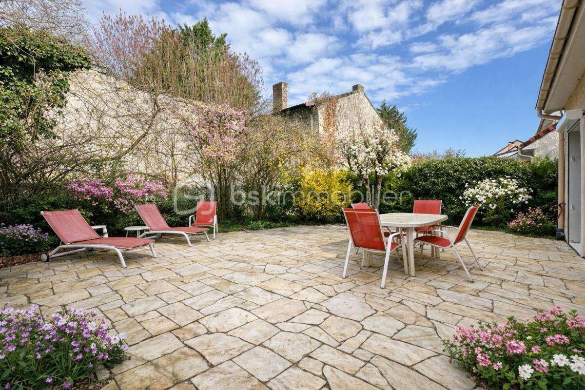 Maison à SOISY-SUR-SEINE