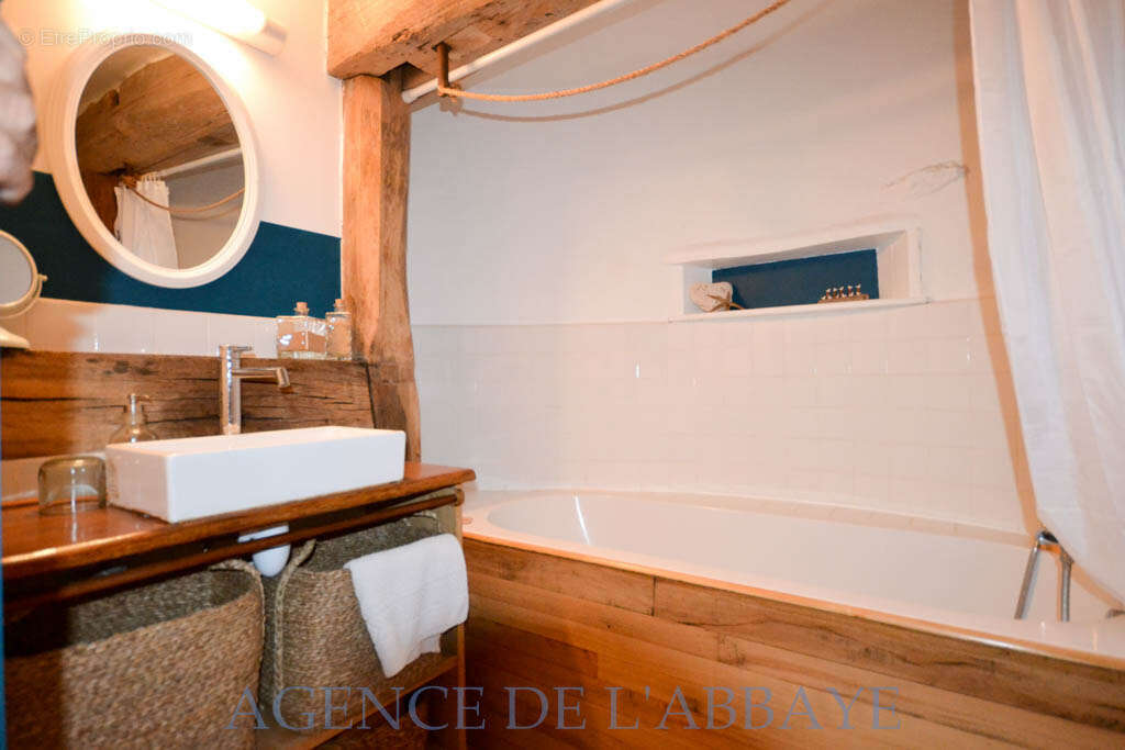 Maison à PONT-L&#039;ABBE-D&#039;ARNOULT