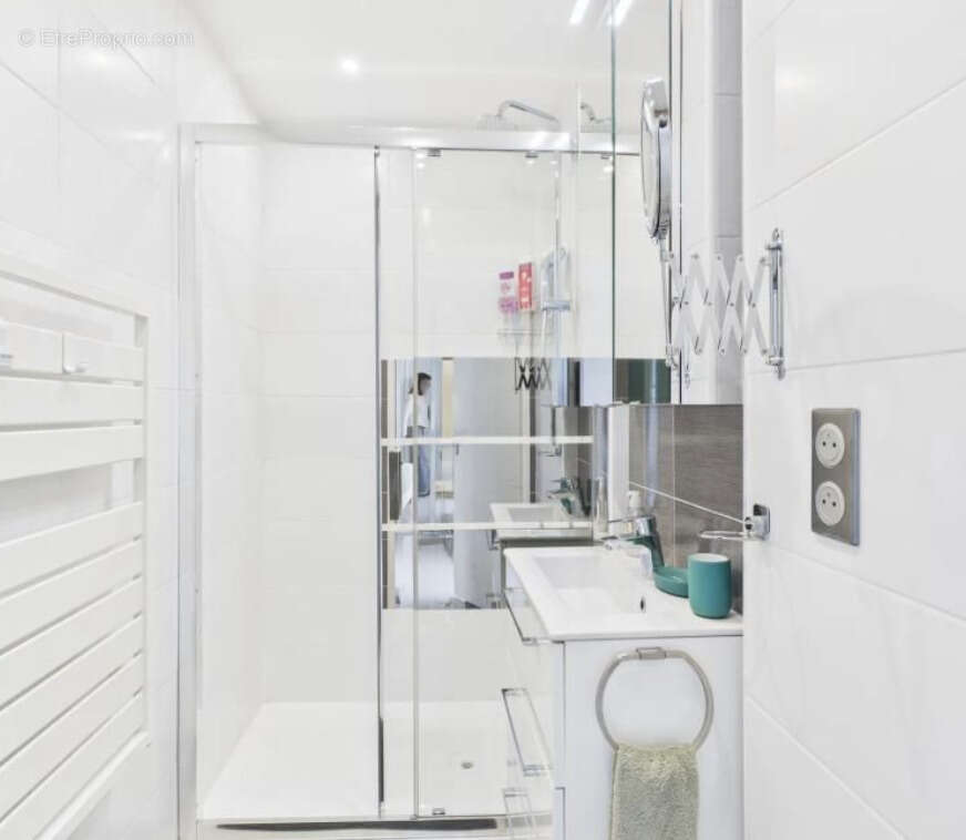 Appartement à MARSEILLE-7E