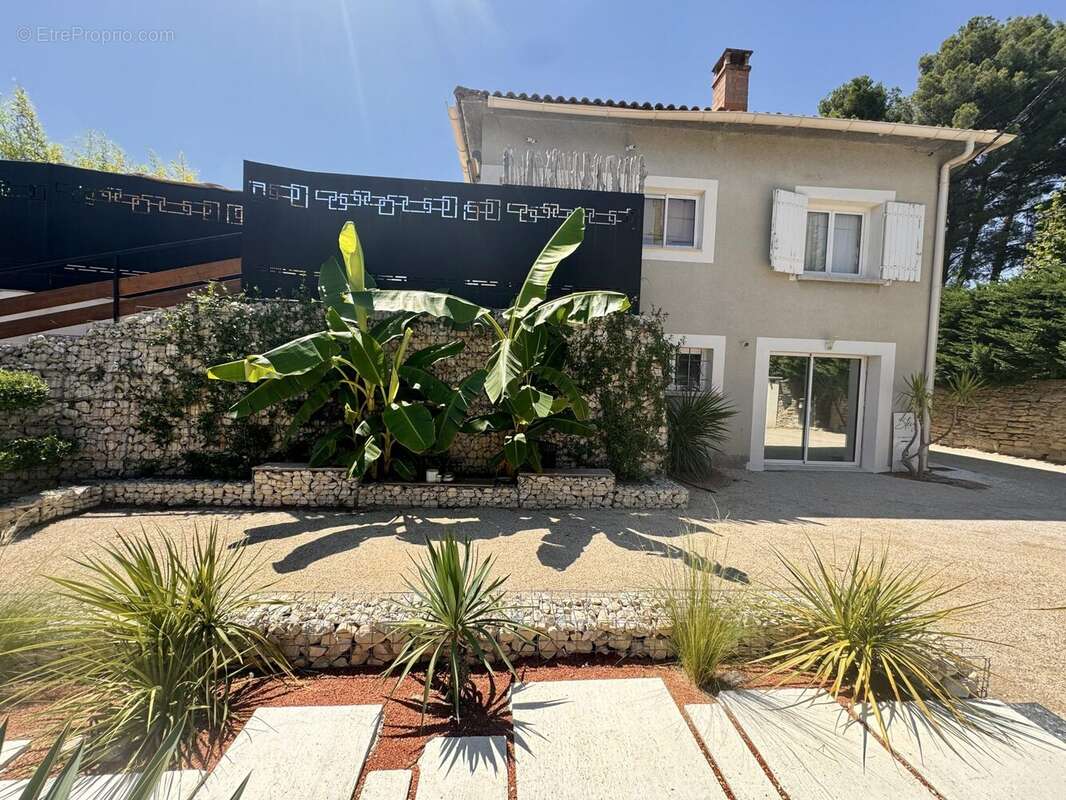 Maison 160 m² à Carpentras  - photo 3
