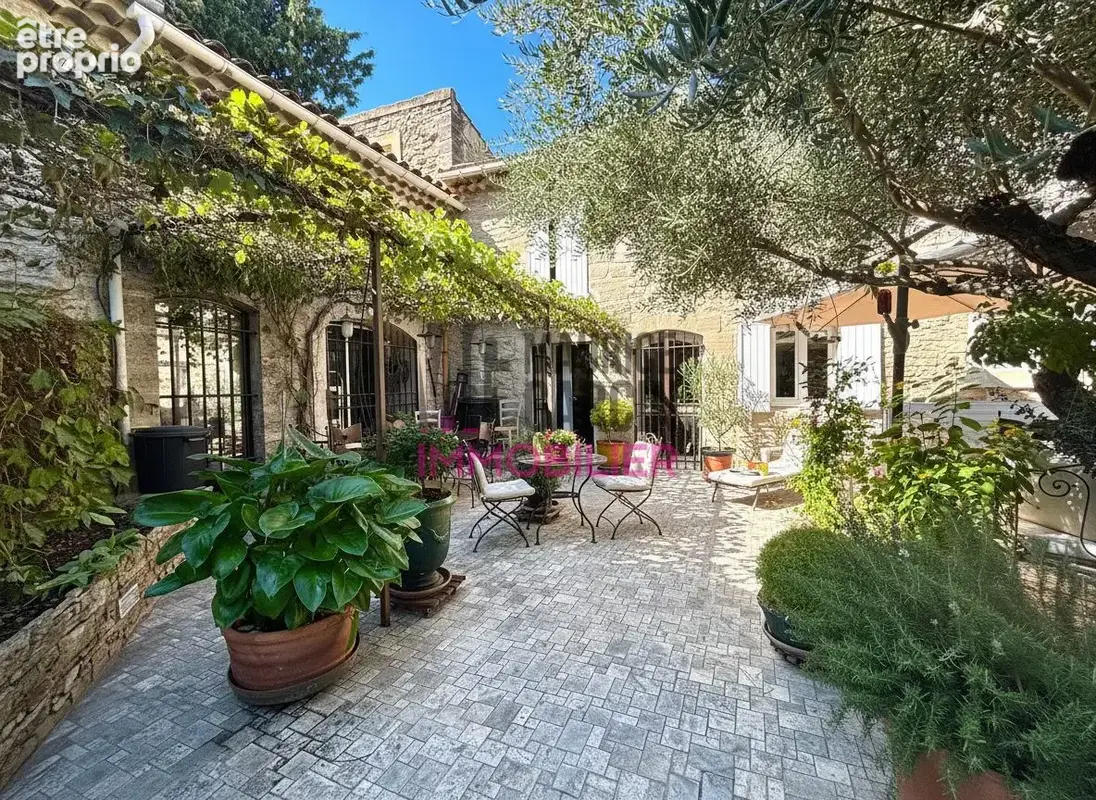 Photo Maison à Caumont-Sur-Durance au prix de 399 000€