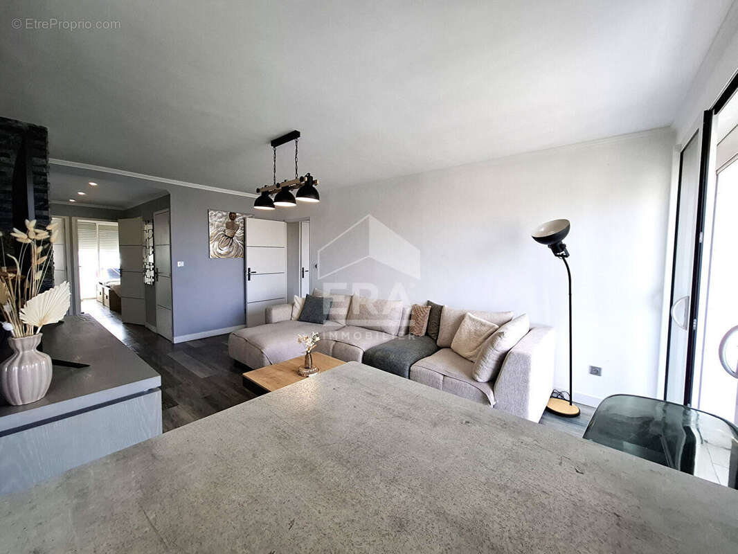 Appartement à MARSEILLE-9E