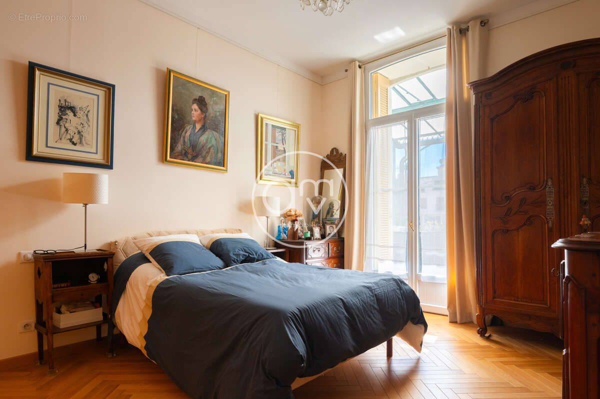 Appartement à HYERES