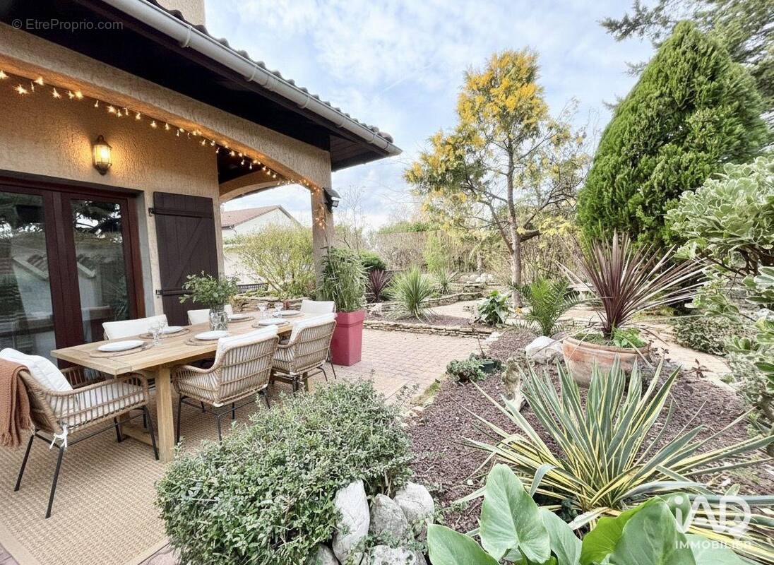 Photo 1 - Maison à VERNAISON