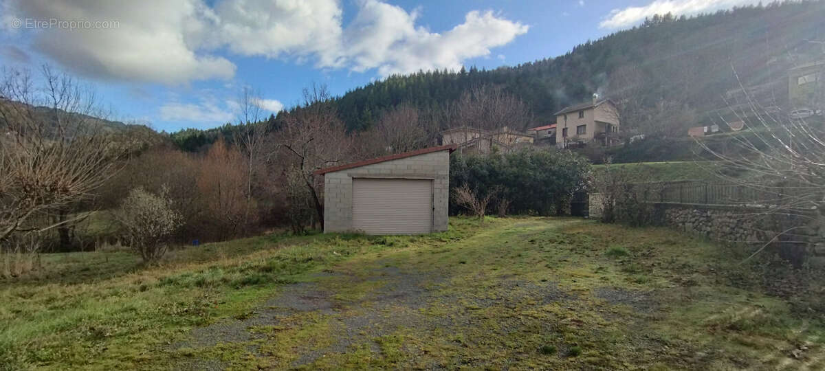 Maison à SAINT-MARTIN-DE-VALAMAS