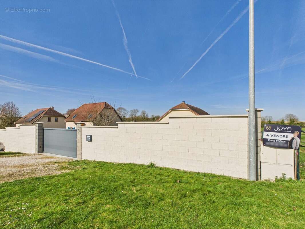 Maison à ASSENCIERES