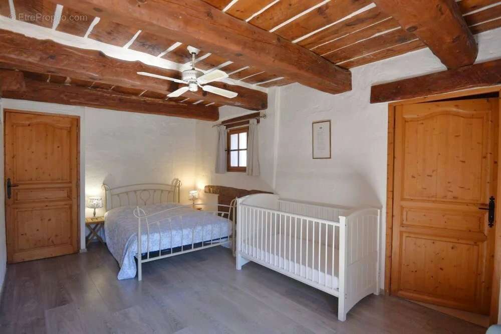 Maison à CALLIAN