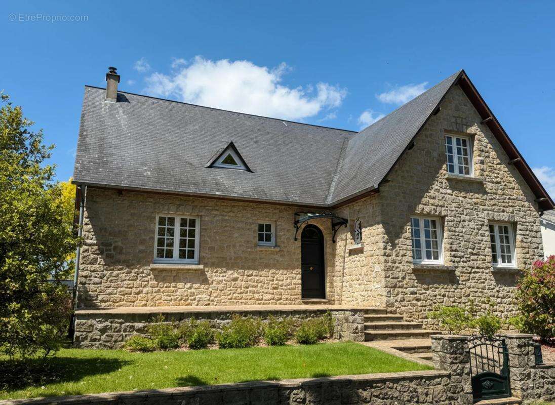 Maison à OISSEAU