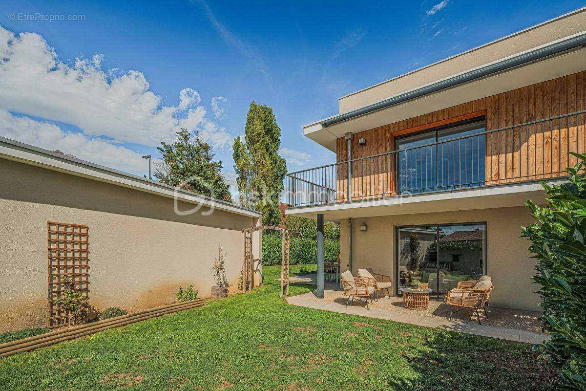 Appartement à CHAMPAGNIER