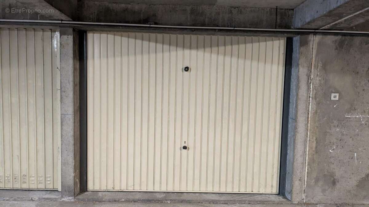 Parking à LYON-3E