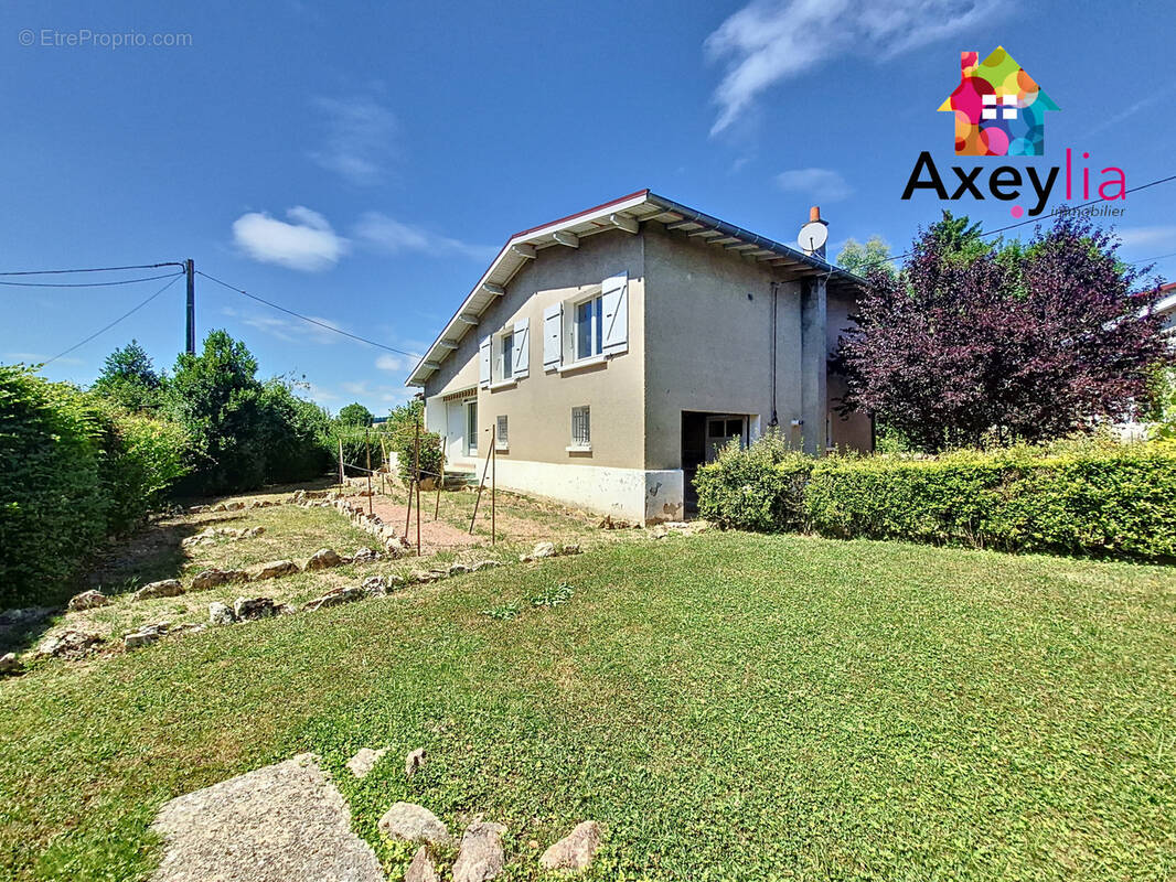 Maison à CHAUFFAILLES