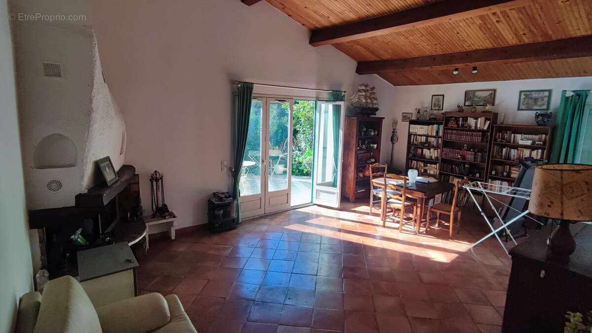 Maison à LE CANNET