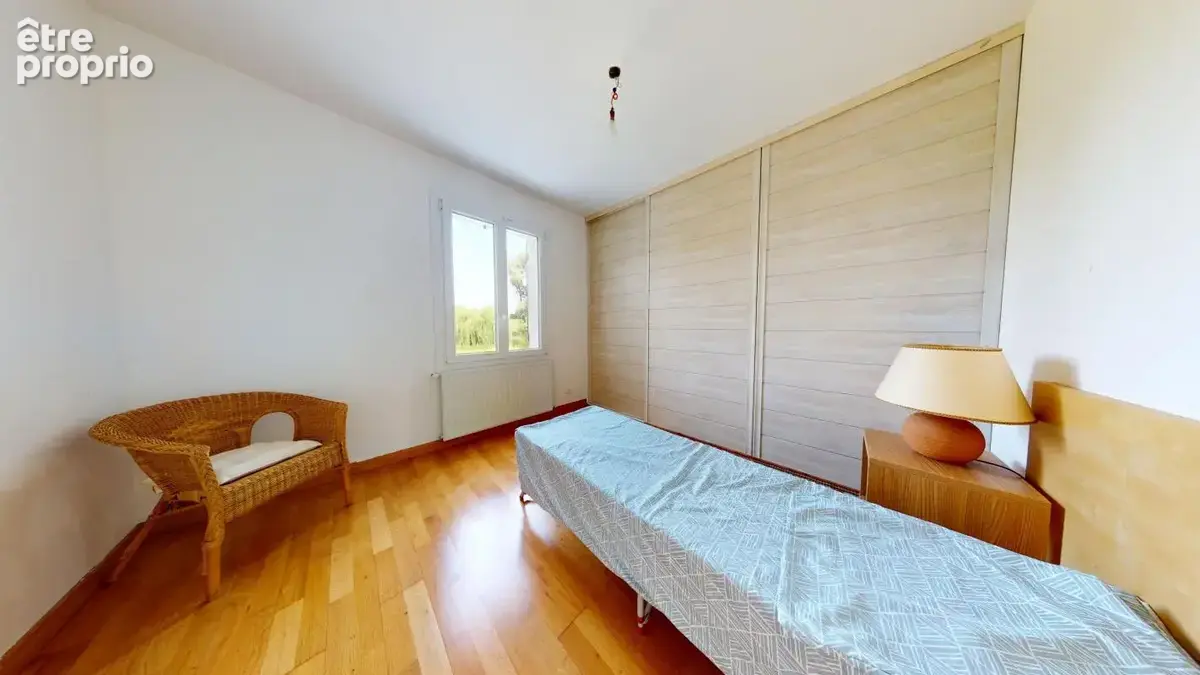 Maison 7 pièces 175 m² à vendre à Meursac (17120) - photo 13