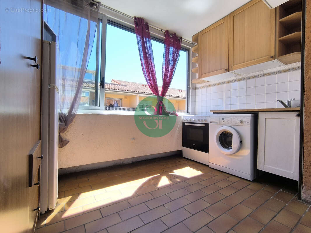 Appartement à SIX-FOURS-LES-PLAGES