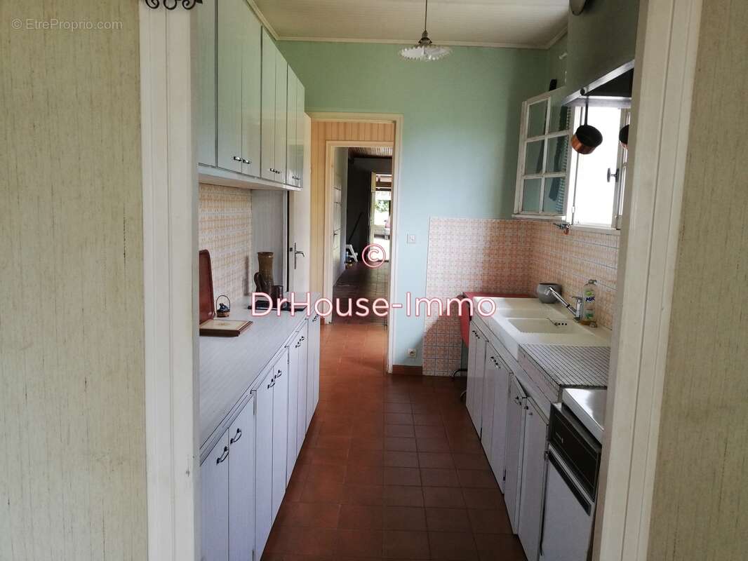 Maison à SAINT-MICHEL-DE-RIEUFRET