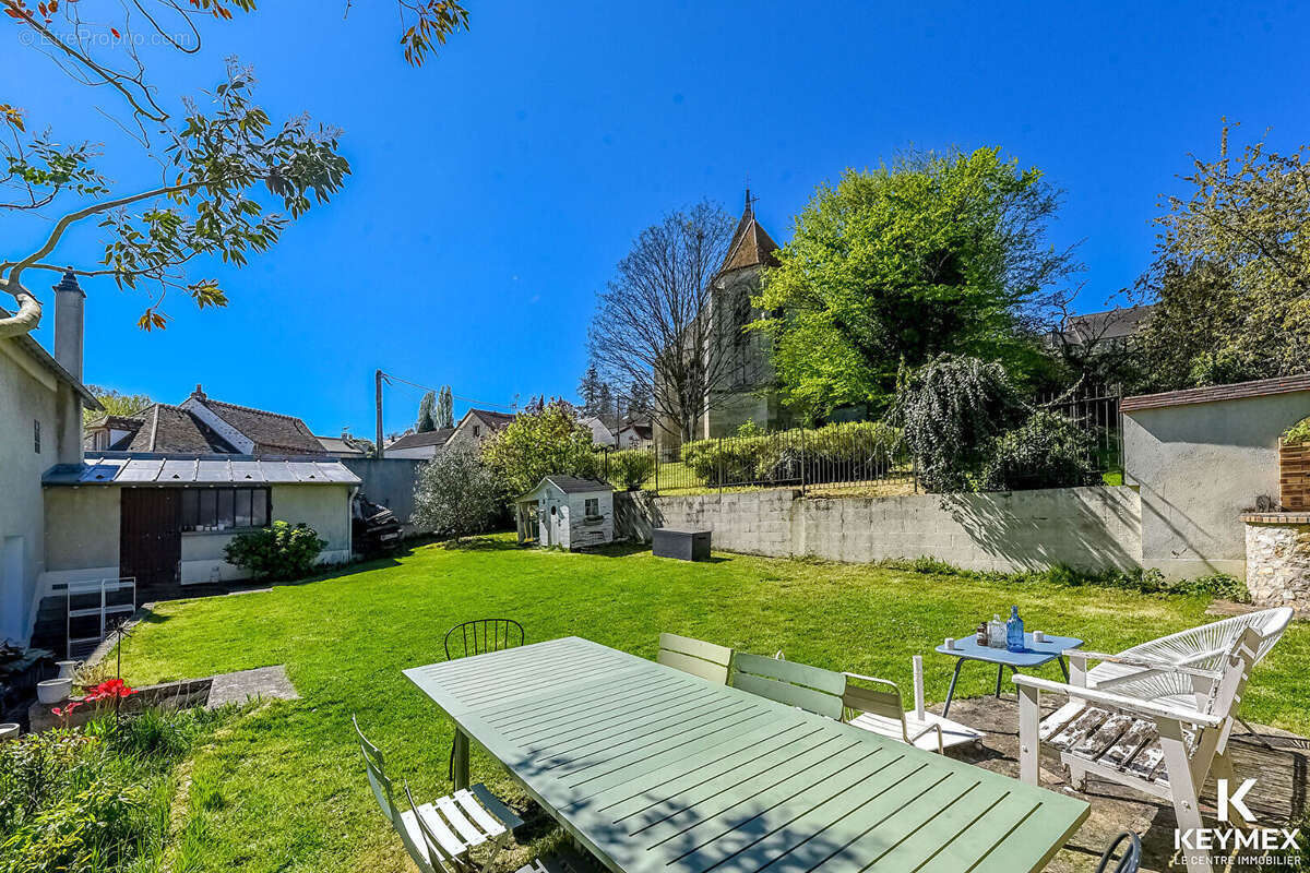 Maison à VILLIERS-ADAM