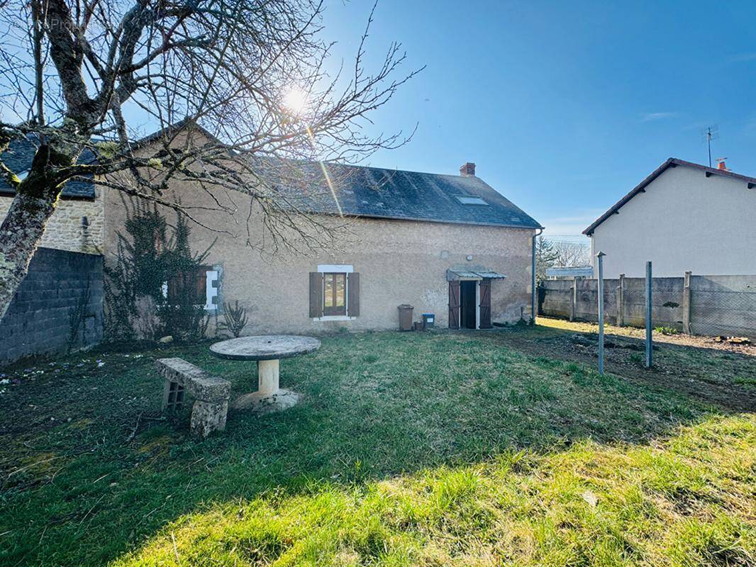 Maison à PREMERY