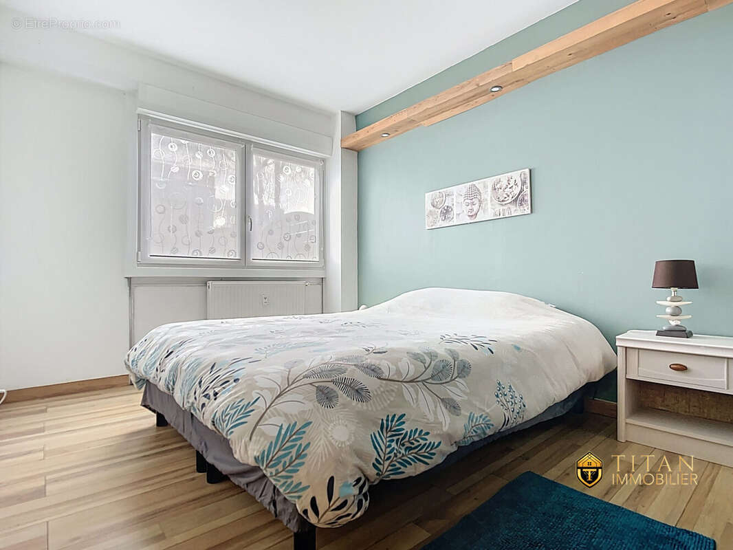 En Exclusivité un appartement au Rez-de-Chaussée avec sa terrasse à 300 m de la Plage. TITAN-IMMOBILIER  - Appartement à DUNKERQUE