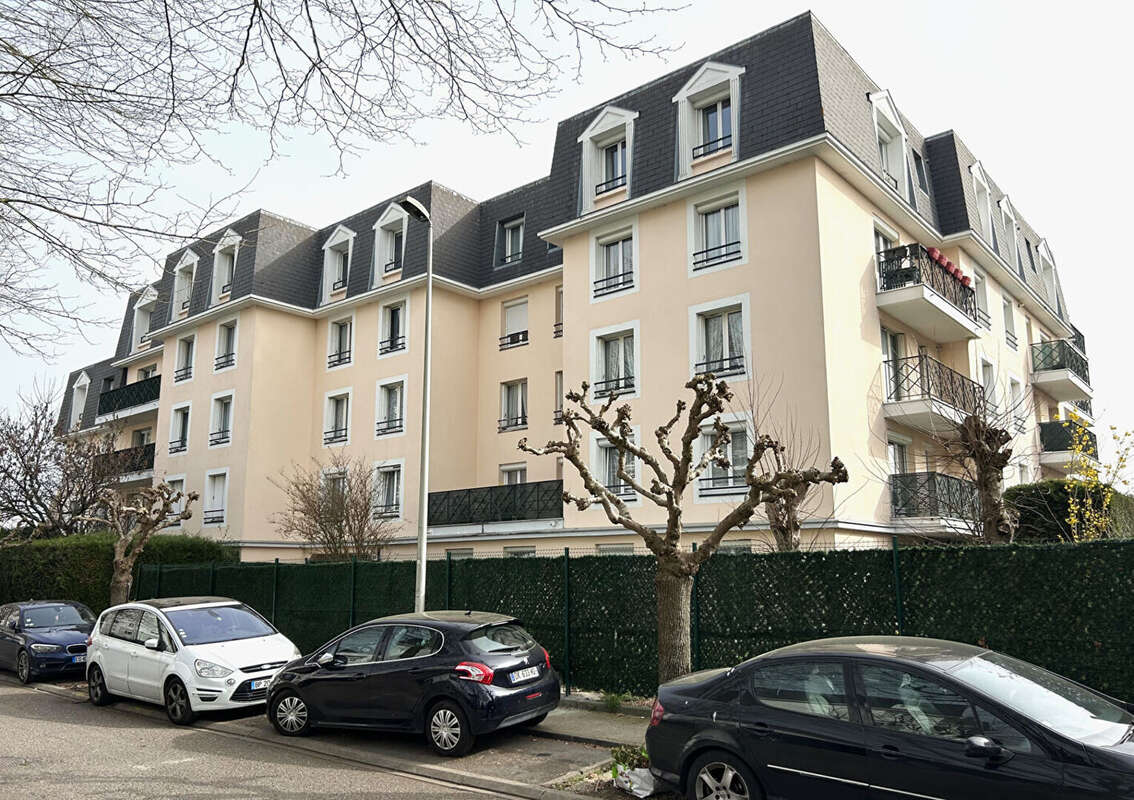 Appartement à ROISSY-EN-BRIE