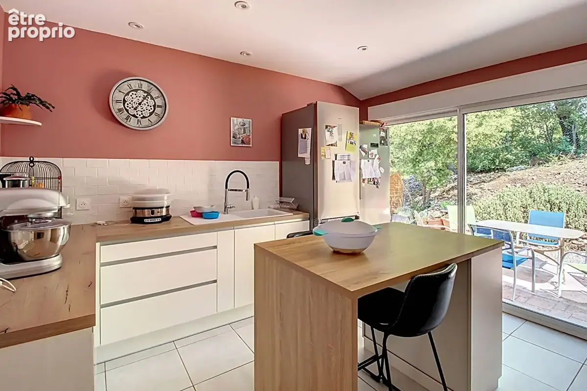 A VENDRE EN EXCLUSIVITÉ ! FIGANIÈRES Maison de plain-pied 126 m² 3 chambres Piscine et terrain de 2074 m² - photo 13
