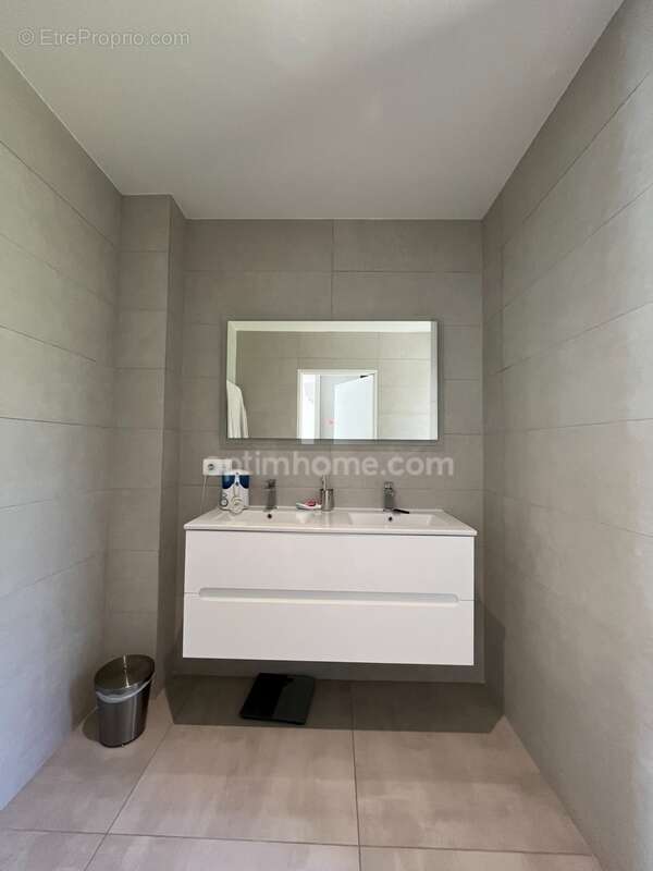 Maison à JANNEYRIAS