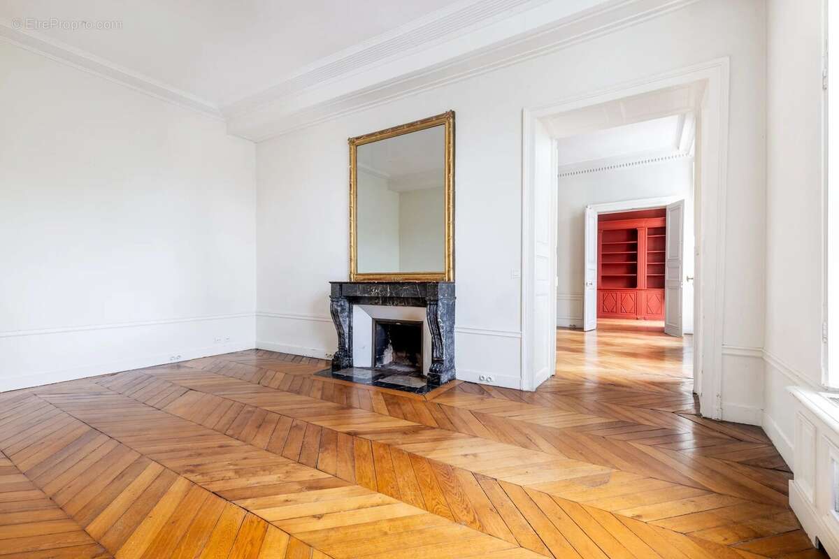 Appartement à PARIS-4E