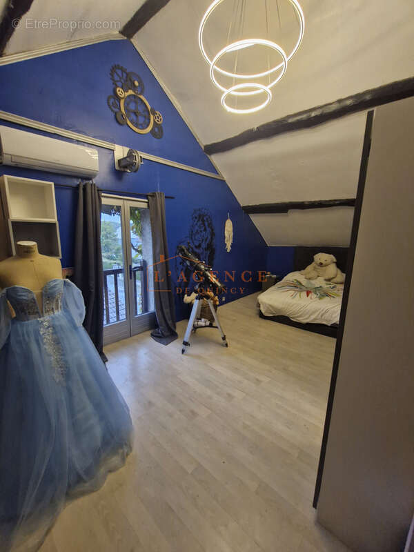 Maison à MAREUIL-LES-MEAUX