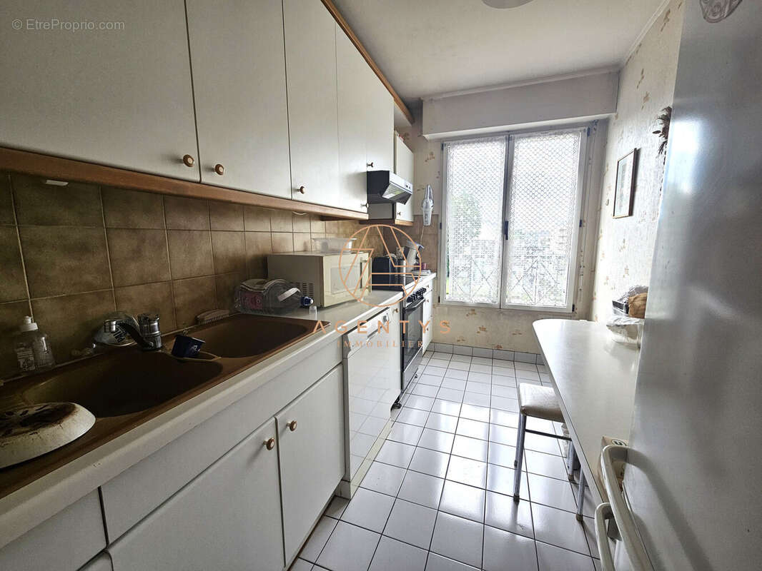Appartement à LE PLESSIS-TREVISE